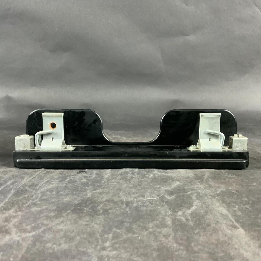 Used FERRAZ SHAWMUT 61005R FUSE BLOCK ($13 OBO)