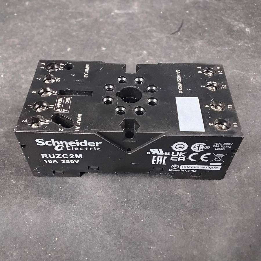 Used SCHNEIDER ELECTRIC RUZC2M RELAY SOCKET ($11 OBO)