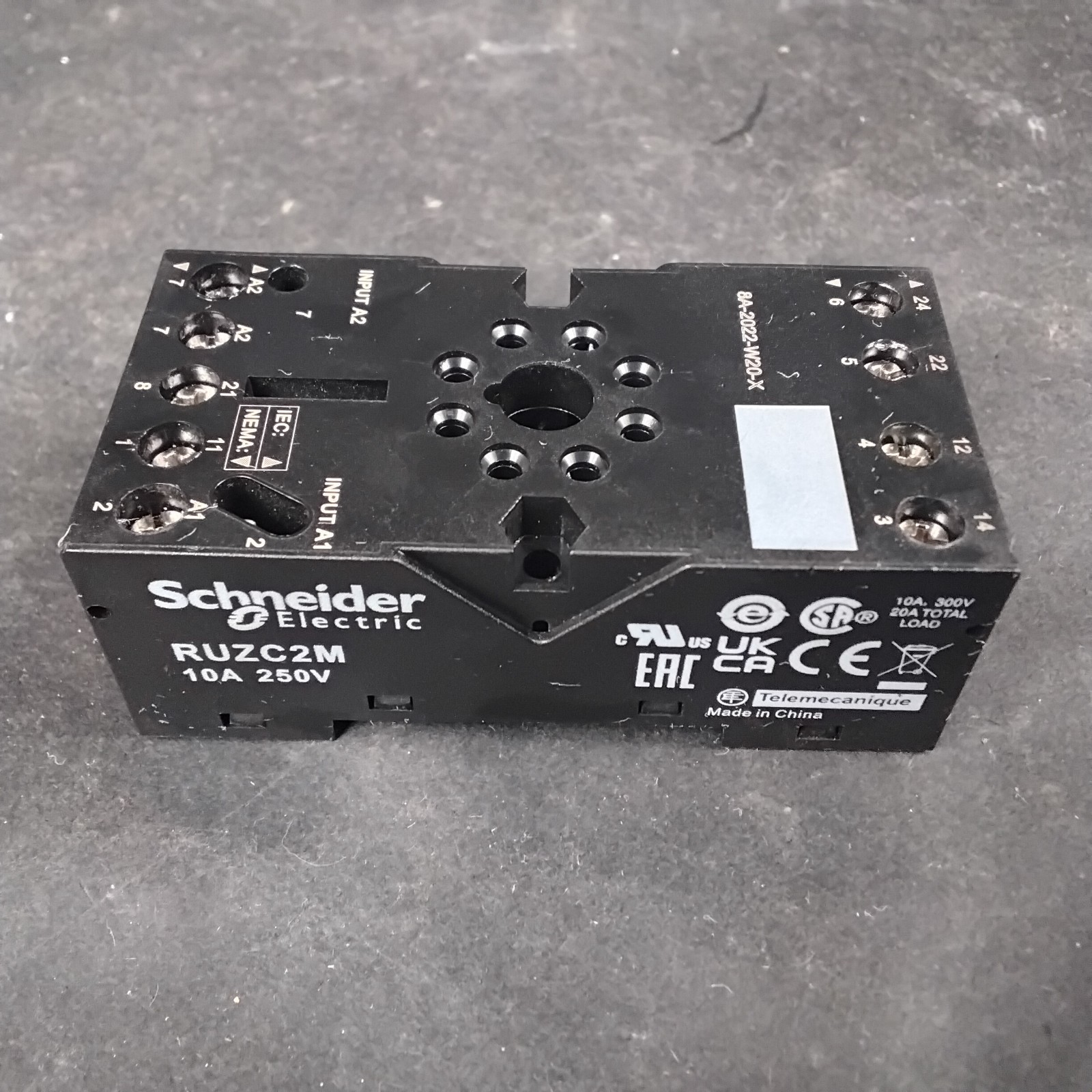 Used SCHNEIDER ELECTRIC RUZC2M RELAY SOCKET ($11 OBO)