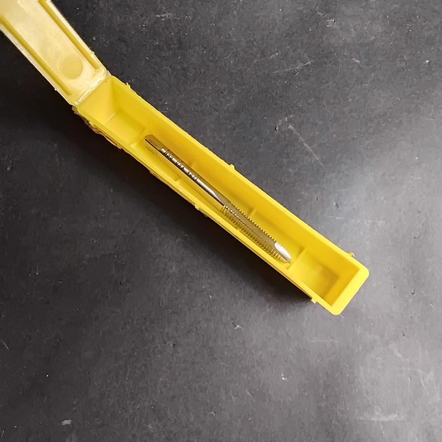 Used MORSE 2070 8-32 PLUG SPIRAL TAP ($13 OBO)