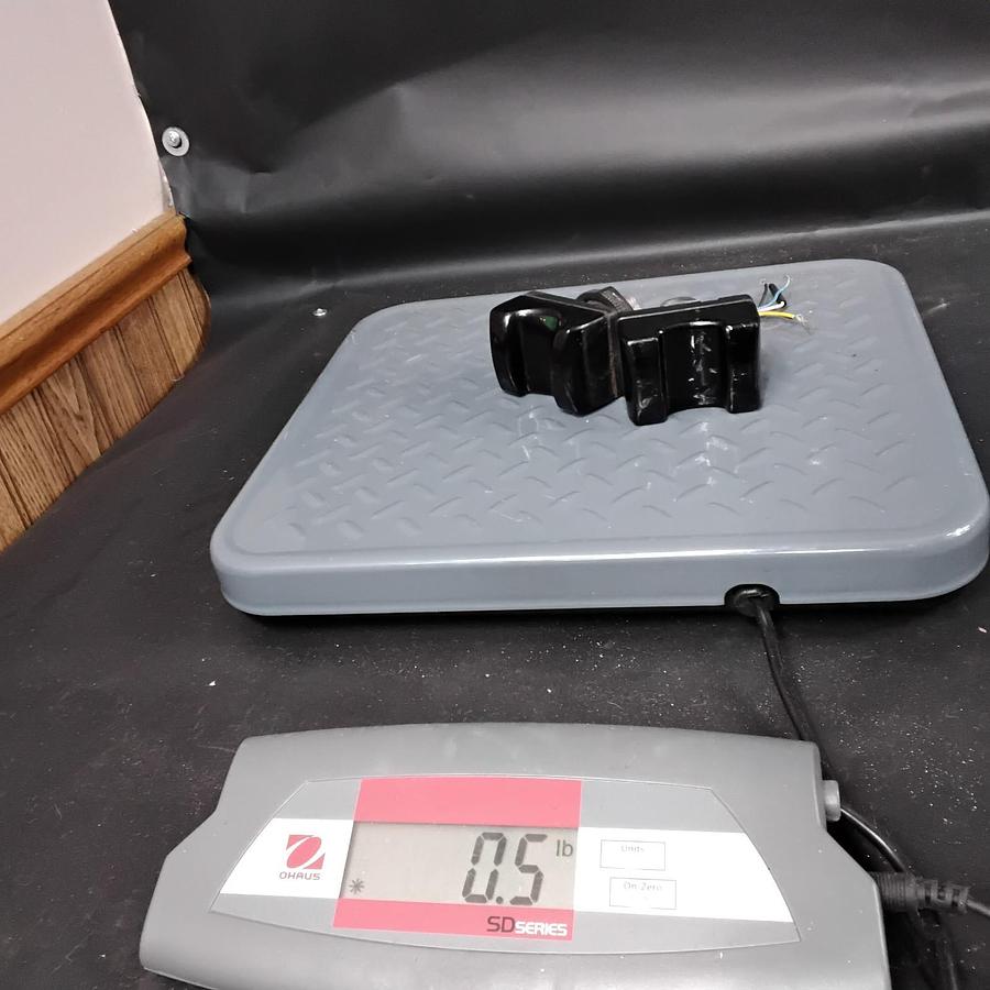 Used BANNER ENGINEERING OTBVP6QD OPTICAL TOUCH BUTTON SENSOR - GROUP OF 2 ($36 OBO)