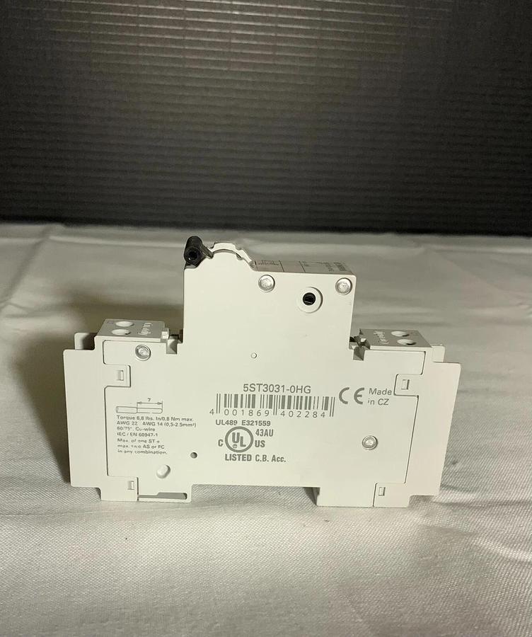Used SIEMENS 5ST3031-0HG ($19.99/EACH OBO)