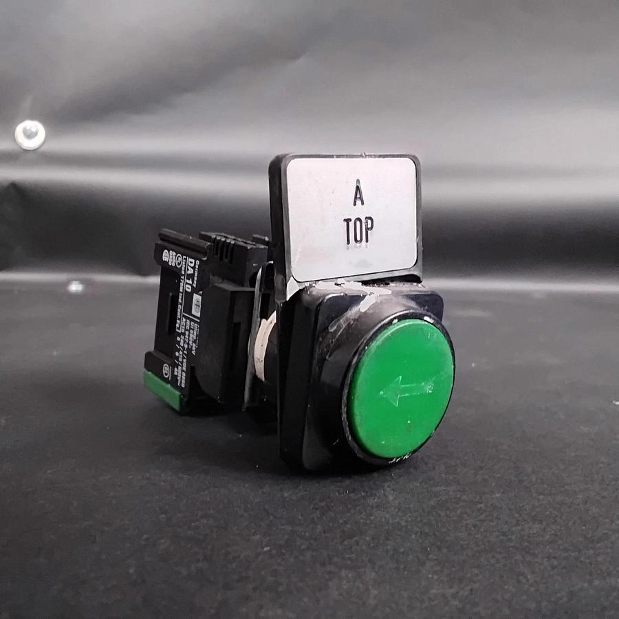 Used TELEMECANIQUE DA10 GREEN PUSHBUTTON ($15 OBO)