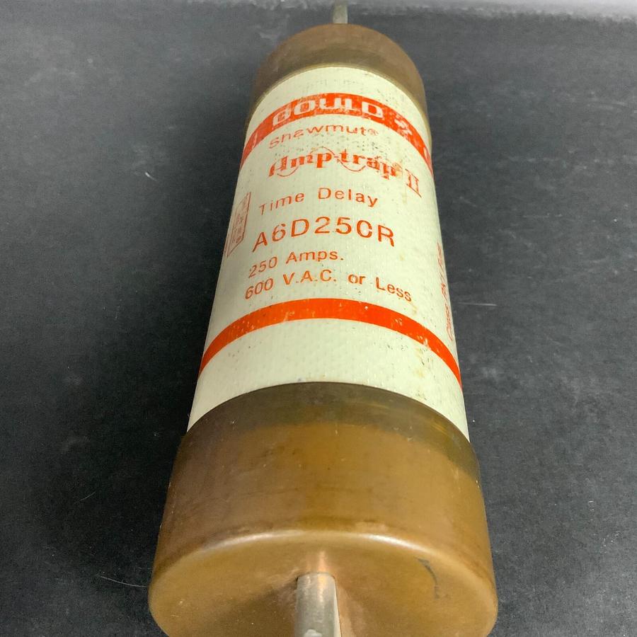 Used FERRAZ SHAWMUT AMPTRAP A6D250R FUSE ($25 OBO)