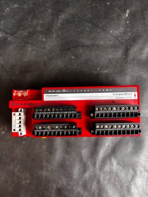Used ALLEN BRADLEY 1791DS-IB12 COMPACTBLOCK GUARD MODULE ($50 OBO)