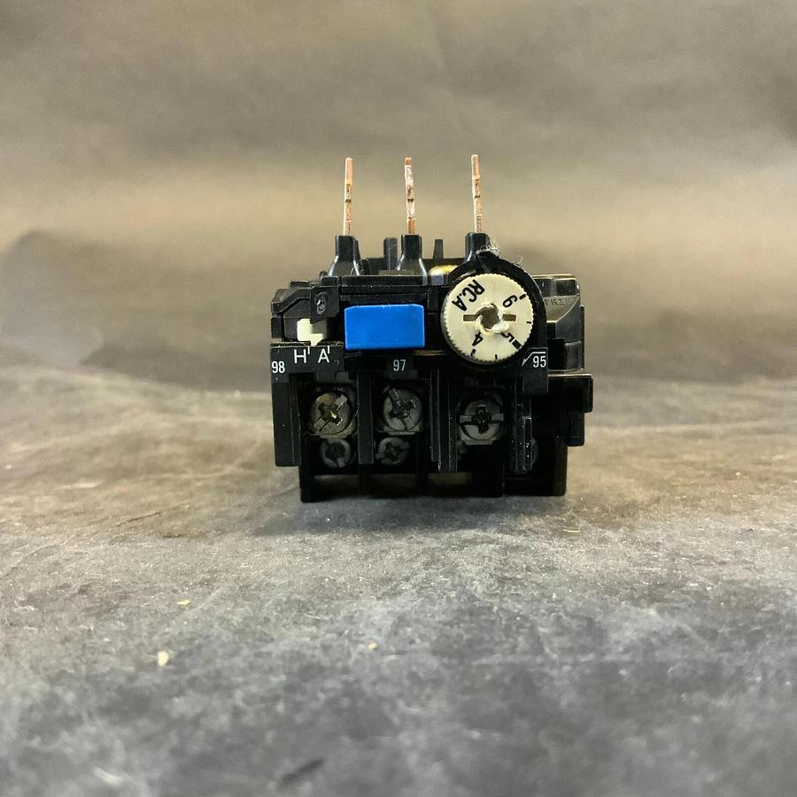 Used MITSUBISHI TH-N12 4-6A OVERLOAD RELAY ($10 OBO)