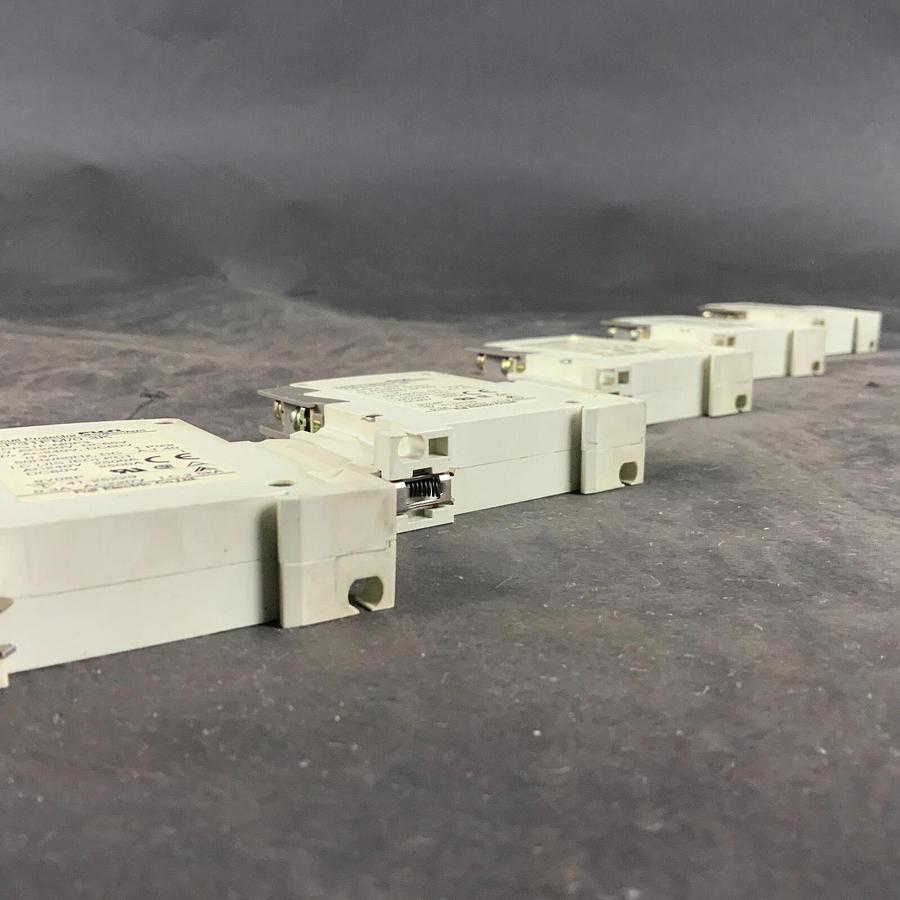 FUJI CIRCUIT PROTECTOR CP31FM/0.3K - SET OF 5 ($50 OBO)