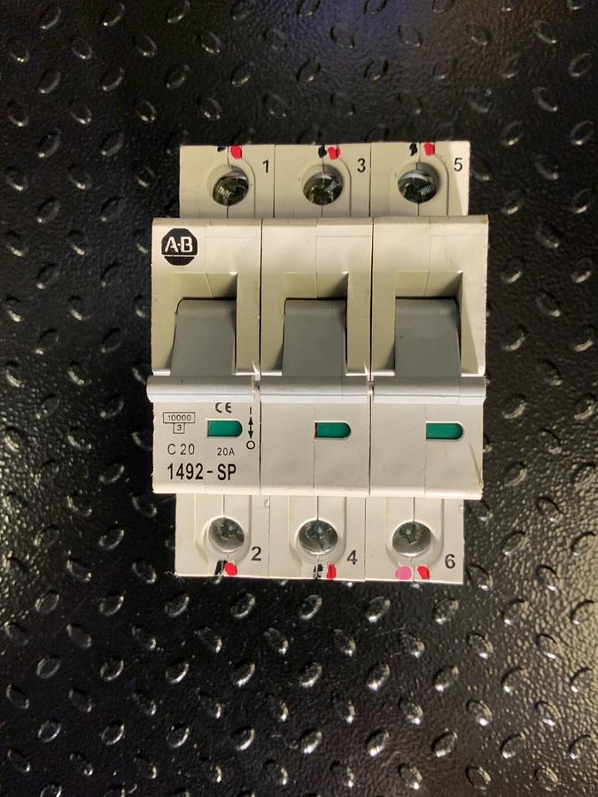 Used ALLEN BRADLEY 1492-SP3C200 ($28.99/EACH OBO)