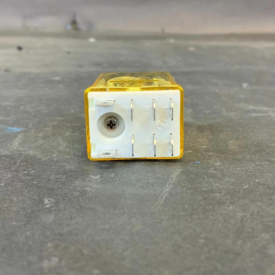 Used IDEC-RH2B-U RELAY ($6 OBO)