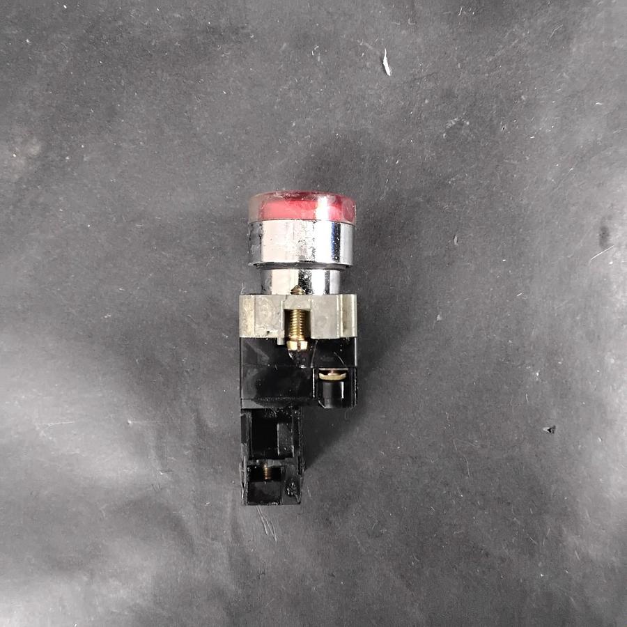 Used XB2-BW RED PUSHBUTTON SWITCH ($25 OBO)