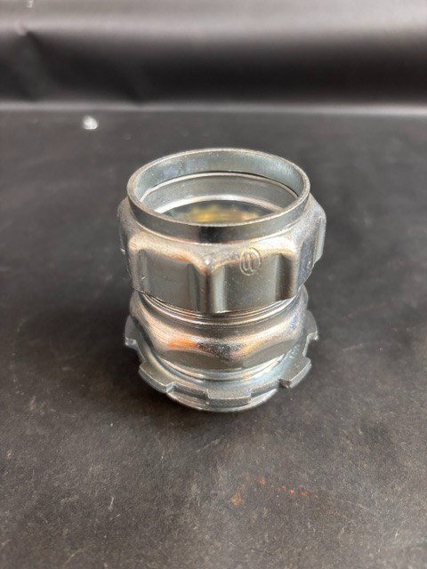 Used THOMAS & BETTS CABLE CONNECTOR ($6.99 OBO)