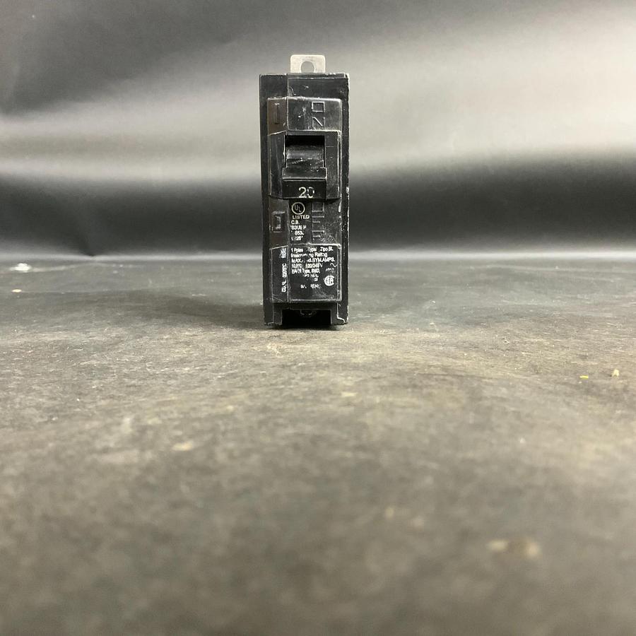 Used SIEMENS B120 120/240V AC 20A 1P ($17 OBO)