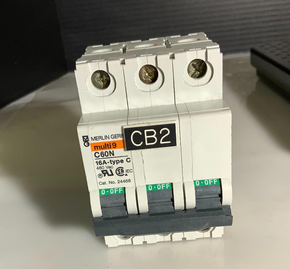 MERLIN GERIN MULTI9 C60N 16A-TYPE C ($49.99 OBO)