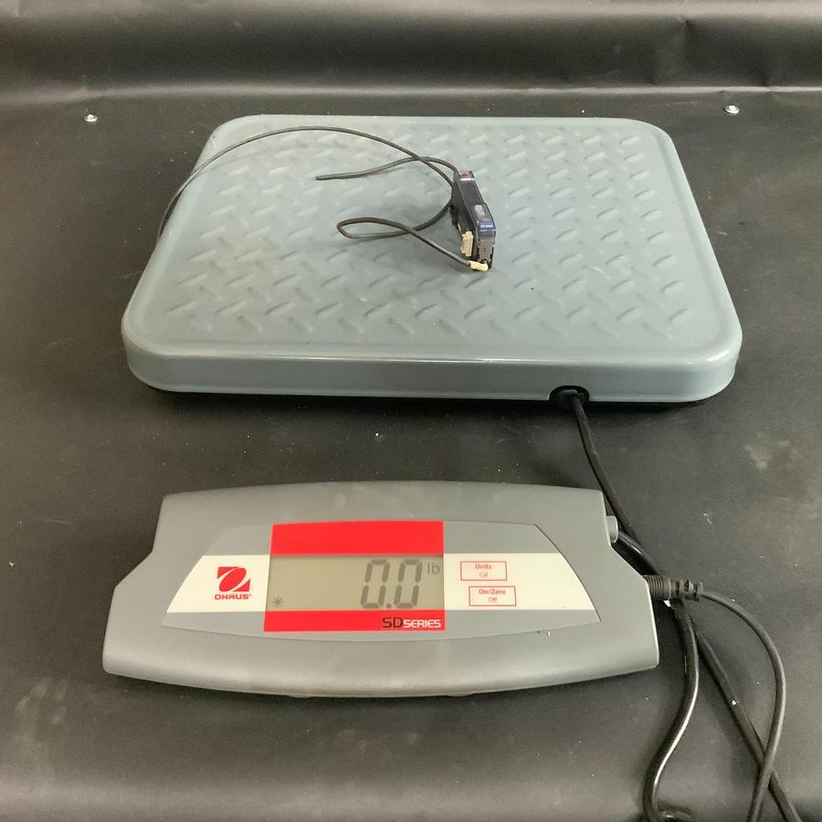Used KEYENCE FS-V22R PHOTOELECTRIC AMPLIFIER ($25 OBO)
