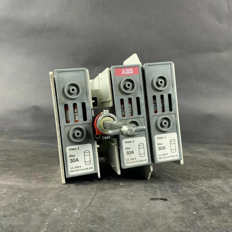 Used ABB OS30FAJ12 DISCONNECT SWITCH ($45 OBO)