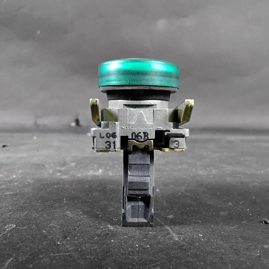 Used TELEMECANIQUE ZBV-B3S GREEN PUSHBUTTON ($15 OBO)