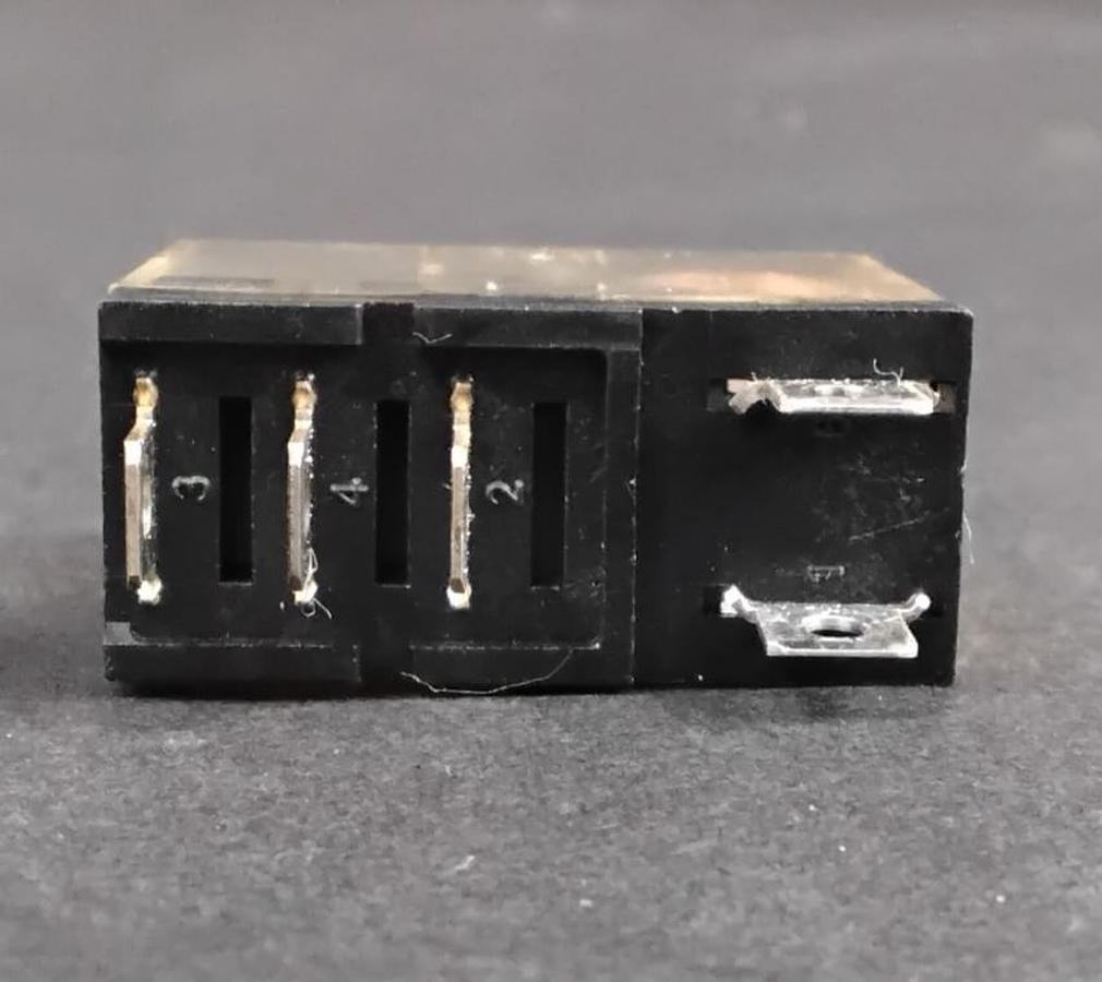 Used ALLEN BRADLEY CAT700-HK36A1 SERIES A RELAY ($10 OBO)