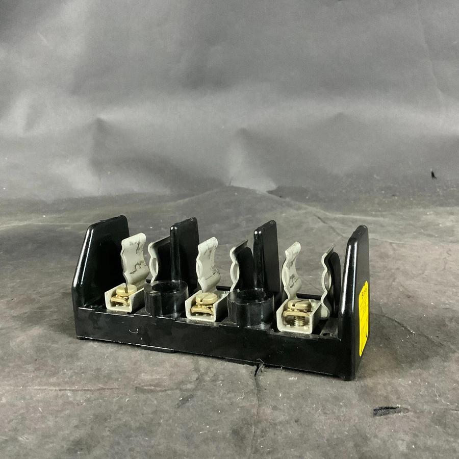 Used BUSSMANN 11241-3PR FUSE HOLDER ($12 OBO)