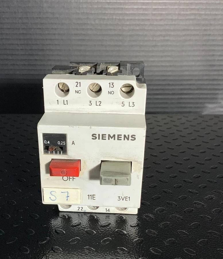 SIEMENS 3VE1010-2D ($49.99/EACH OBO)