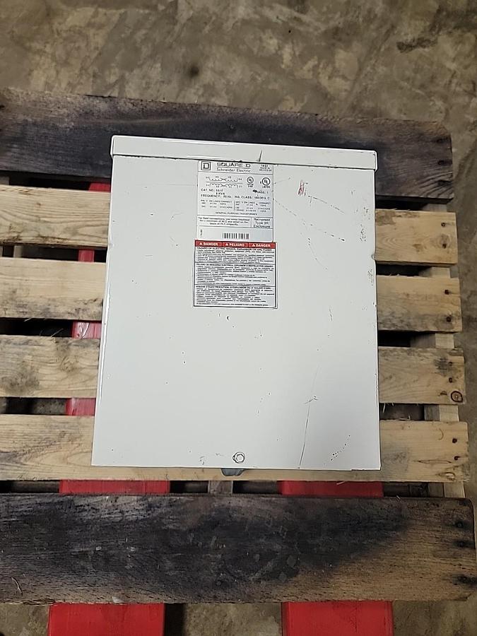 Used Square D CAT NO. 2S1F Transformer - 2kVA - ($150 OBO)