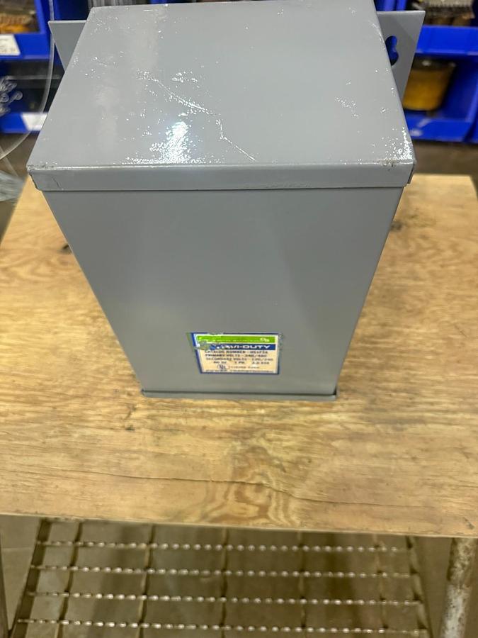 Used GENERAL SIGNAL HEVI-DUTY HS1F2A TRANSFORMER