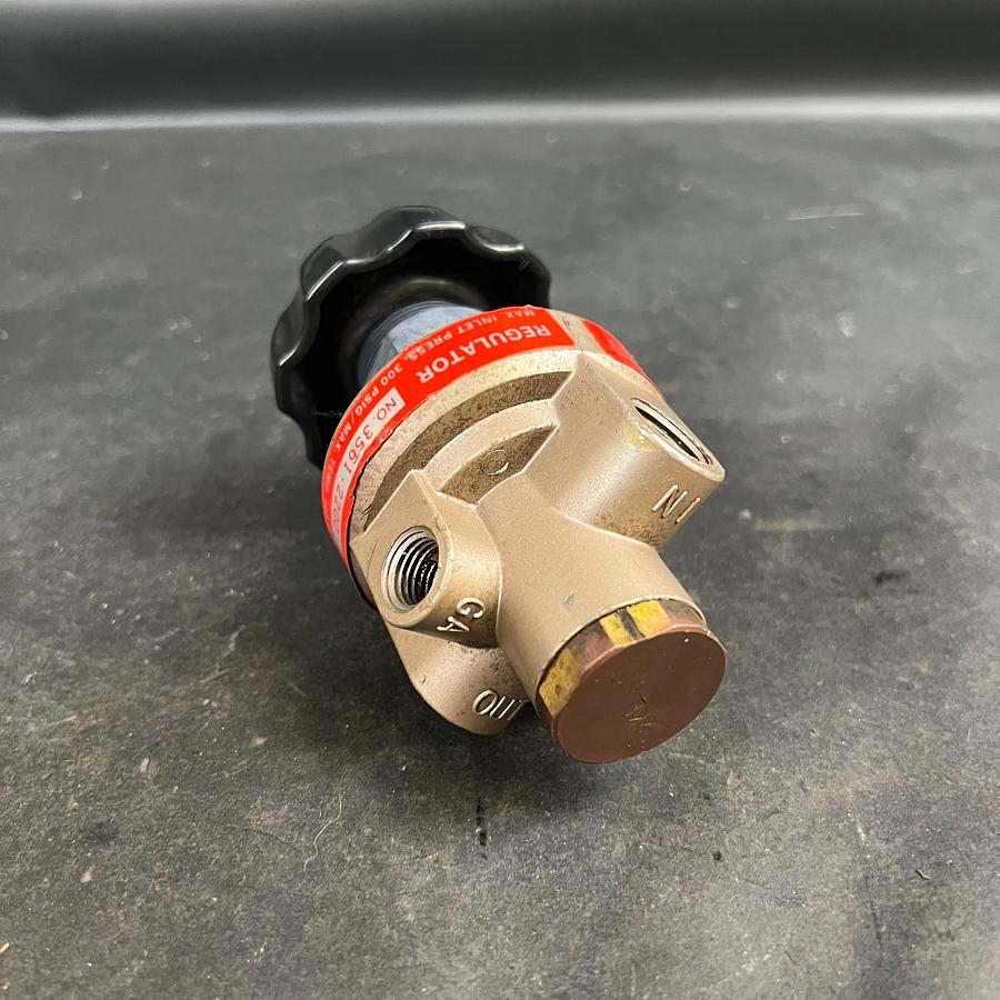Used SCHRADER BELLOWS 3561-2200 REGULATOR ($100 OBO)