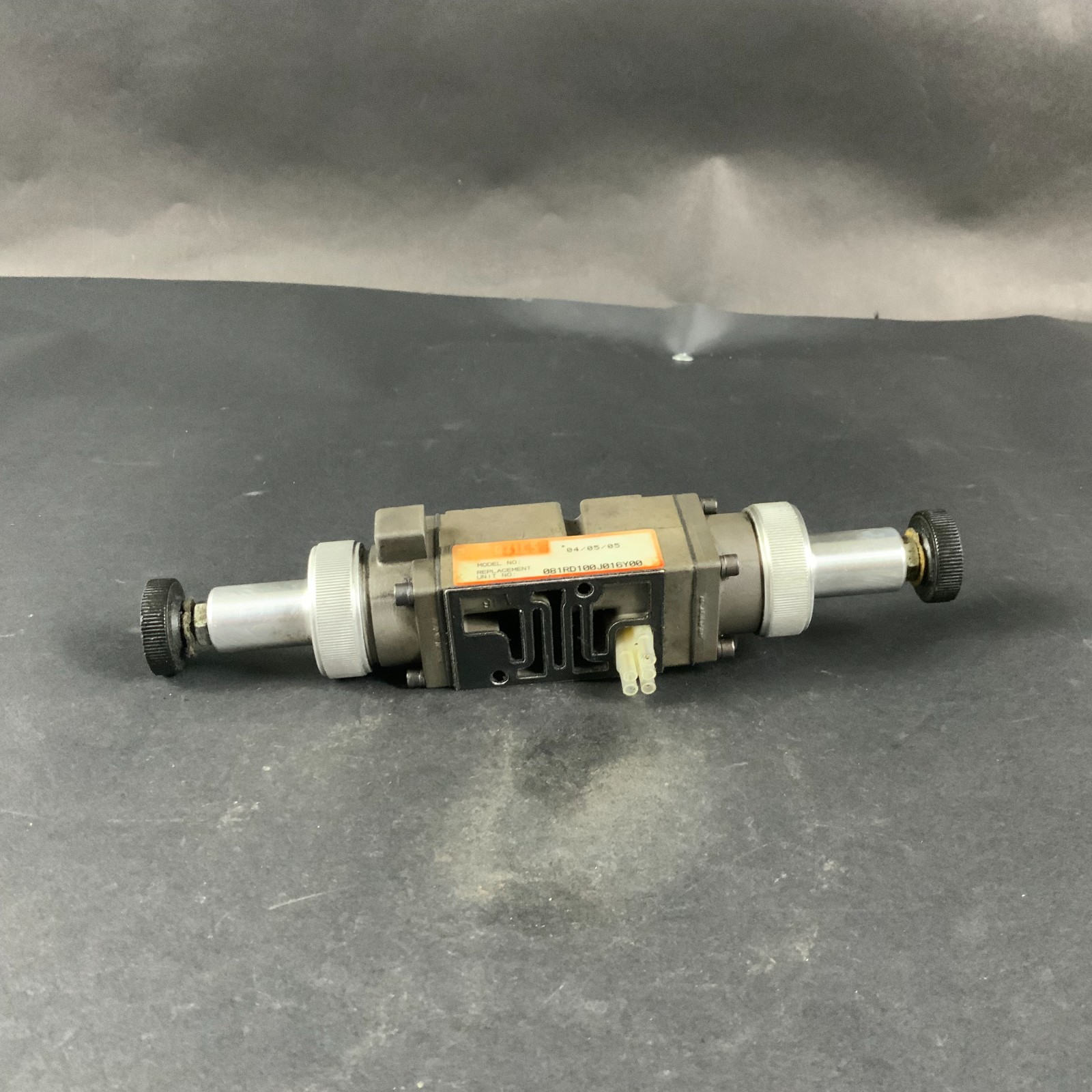 Used NUMATICS 081RD100J016Y00 PNEUMATIC REGULATOR ($15 OBO)