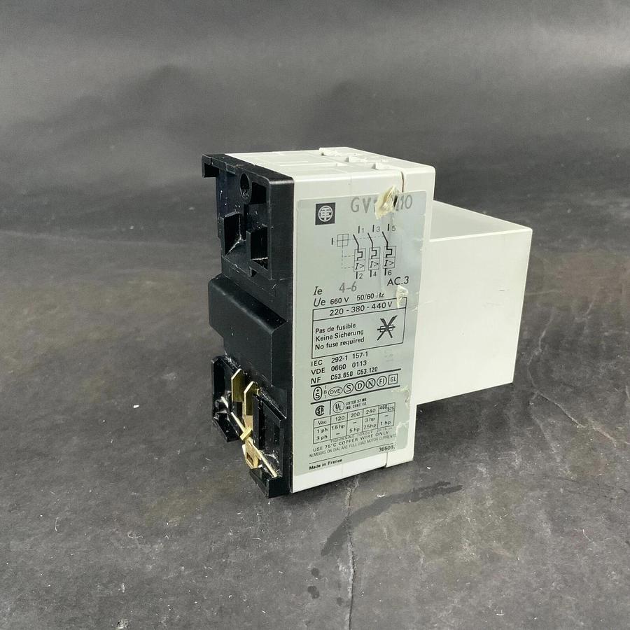 Used TELEMECANIQUE GV1-M10 CIRCUIT BREAKER ($15 OBO)