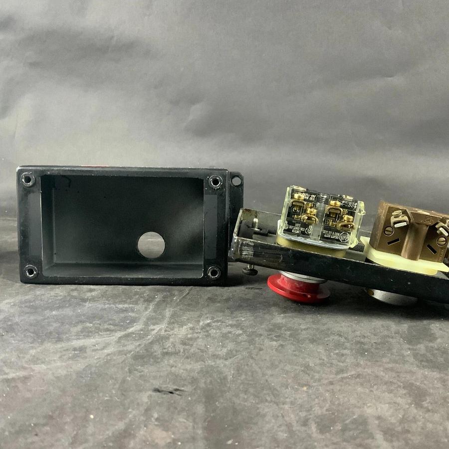 Used GENERIC PUSH BUTTON ENCLOSURE ($35 OBO)