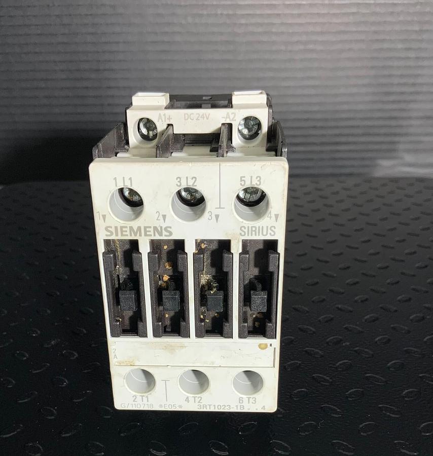 Used SIEMENS 3RT1023-1BB40 ($129.99/EACH OBO)