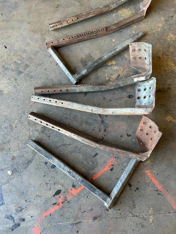 Used VULCAN STYLE FLAT BED SCOOPS