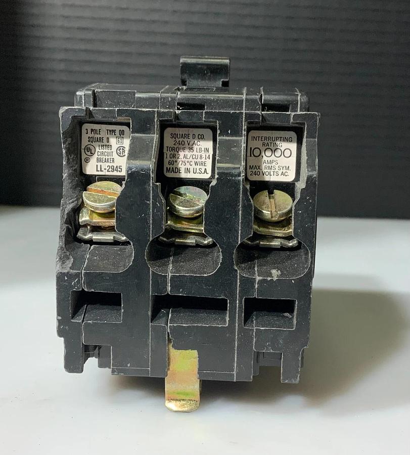 SQUARE D Q0315 LL-2945 ($34.99 OBO)