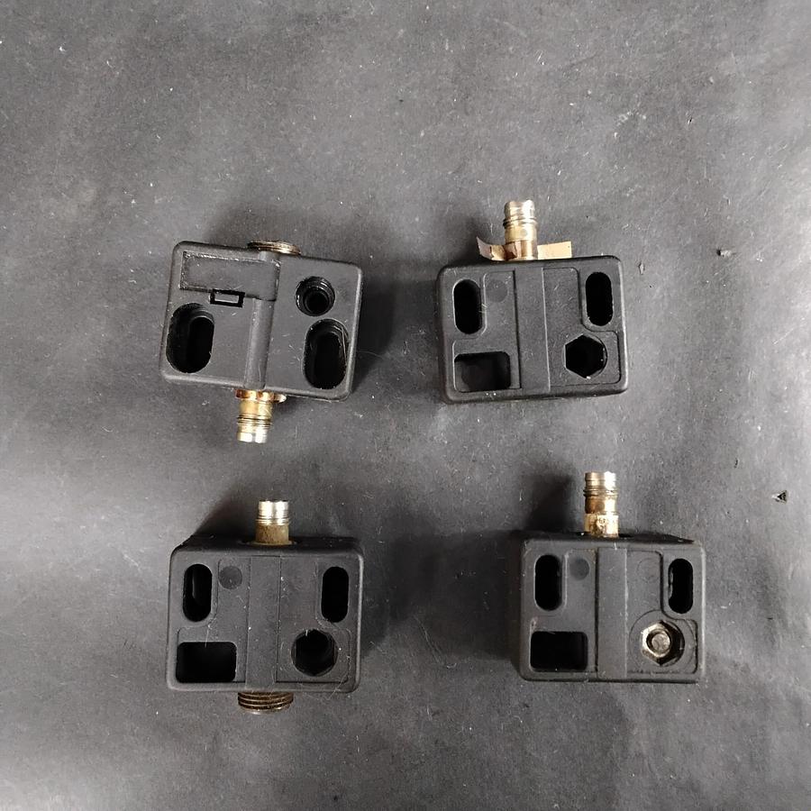 Used BALLUFF 516-325-G-E5-Y-S49 INDUCTIVE SNESOR ($20/EACH OBO)