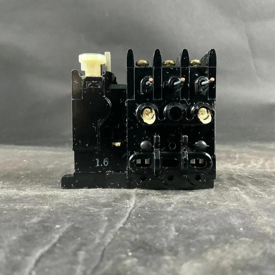 Used FUJI RCA3737-1C 1.6A OVERLOAD RELAY ($10 OBO)