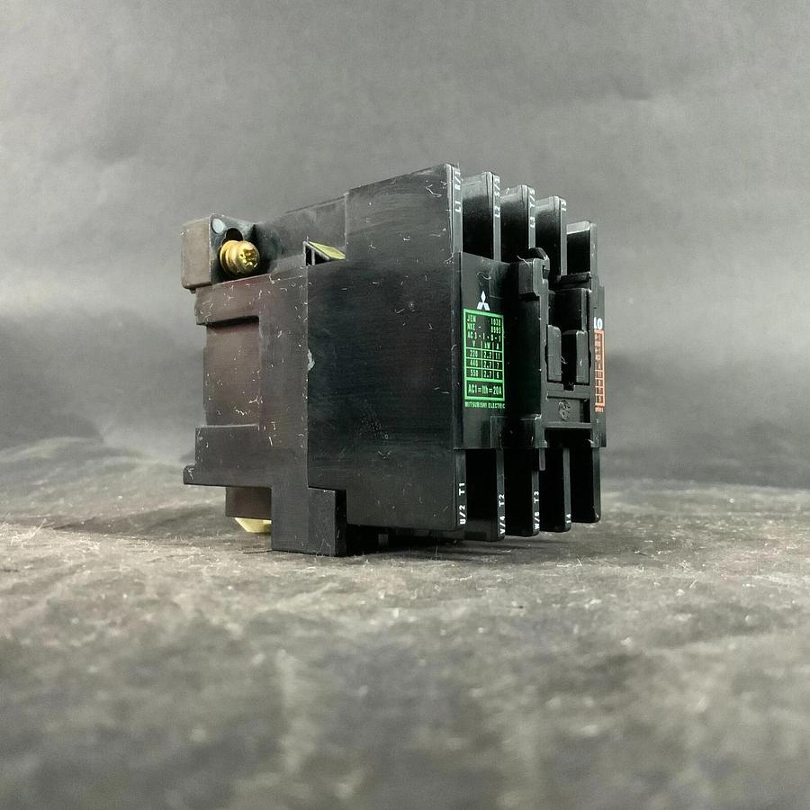 Used MITSUBISHI S-K10 MAGNETIC CONTACTOR ($40 OBO)