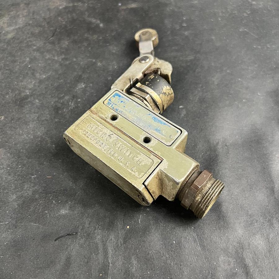 Used HONEYWELL BZE6-2RN2 MICRO SWITCH ($27 OBO)
