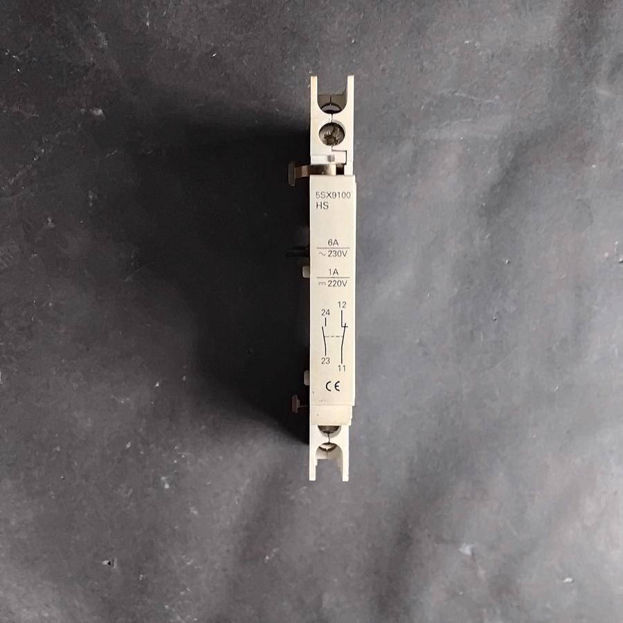 Used SIEMENS 5SX9100 AUXILIARY CONTACT ($12 OBO)