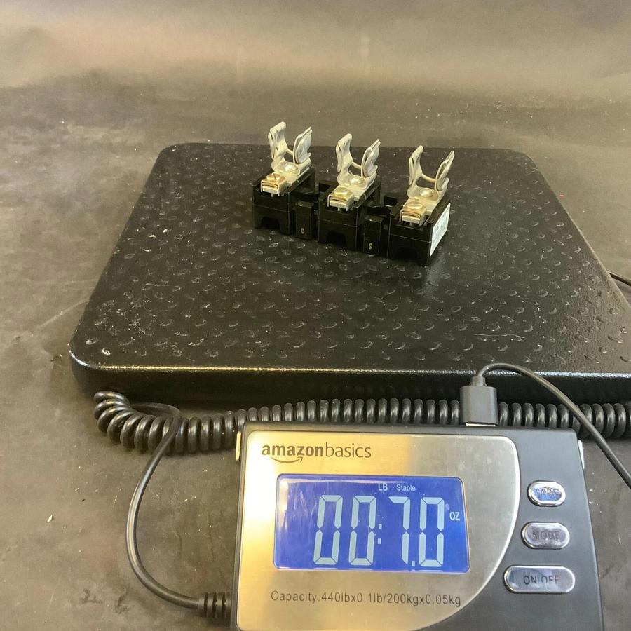 Used ALLEN BRADLEY 40023-437-02 FUSE HOLDER ($15 OBO)