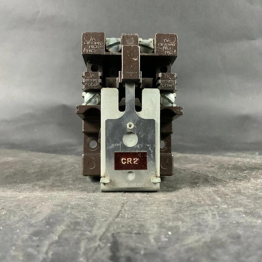 Used CUTLER HAMMER 9575H2612A RELAY ($20 OBO)