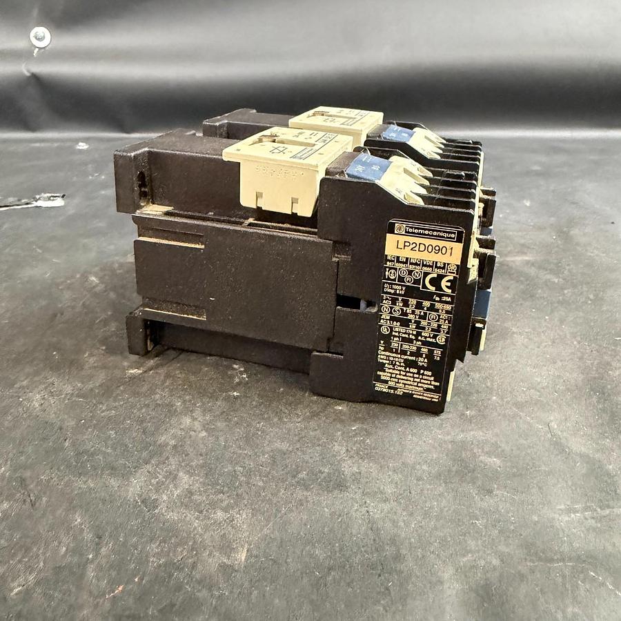 Used TELEMECANIQUE LP2-D0901 REVERSING CONTACTOR ($45 OBO)