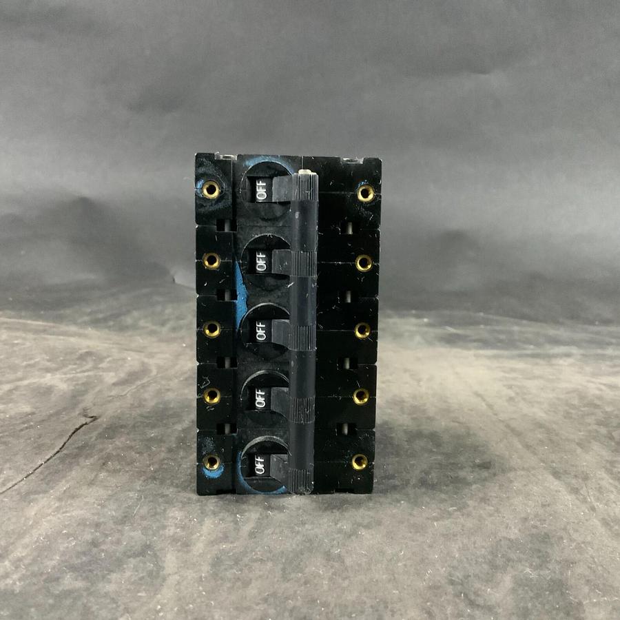 CARLING SWITCH AA5-X0-00-056-4D1-A CIRCUIT BREAKER ($80 OBO)