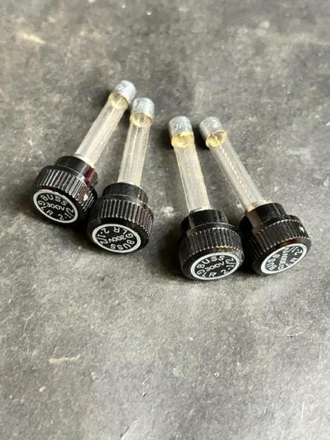 Used BUSSMANN GLR-2-1/2 CARTRIDGE FUSES - GROUP OF 4