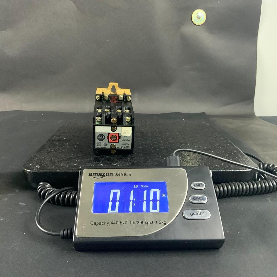 Used ALLEN BRADLEY 700-P600A1 SER B RELAY ($25 OBO)