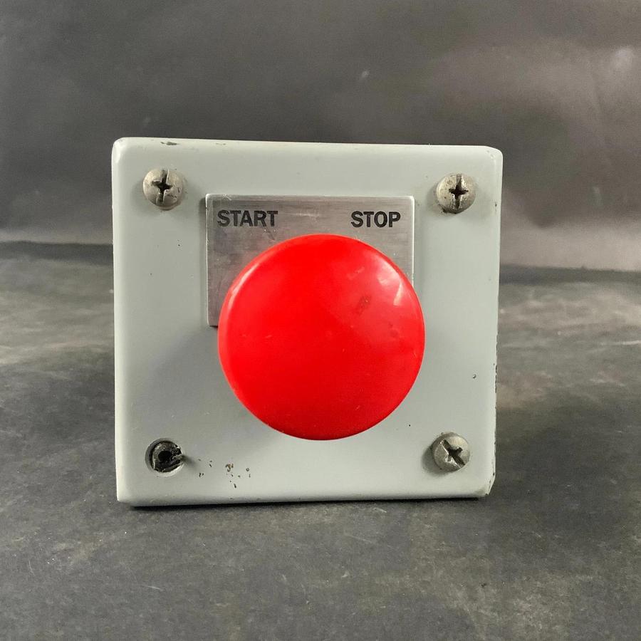 Used RITTAL A-2013 INDUSTRIAL CONTROL ENCLOSURE ($40 OBO)