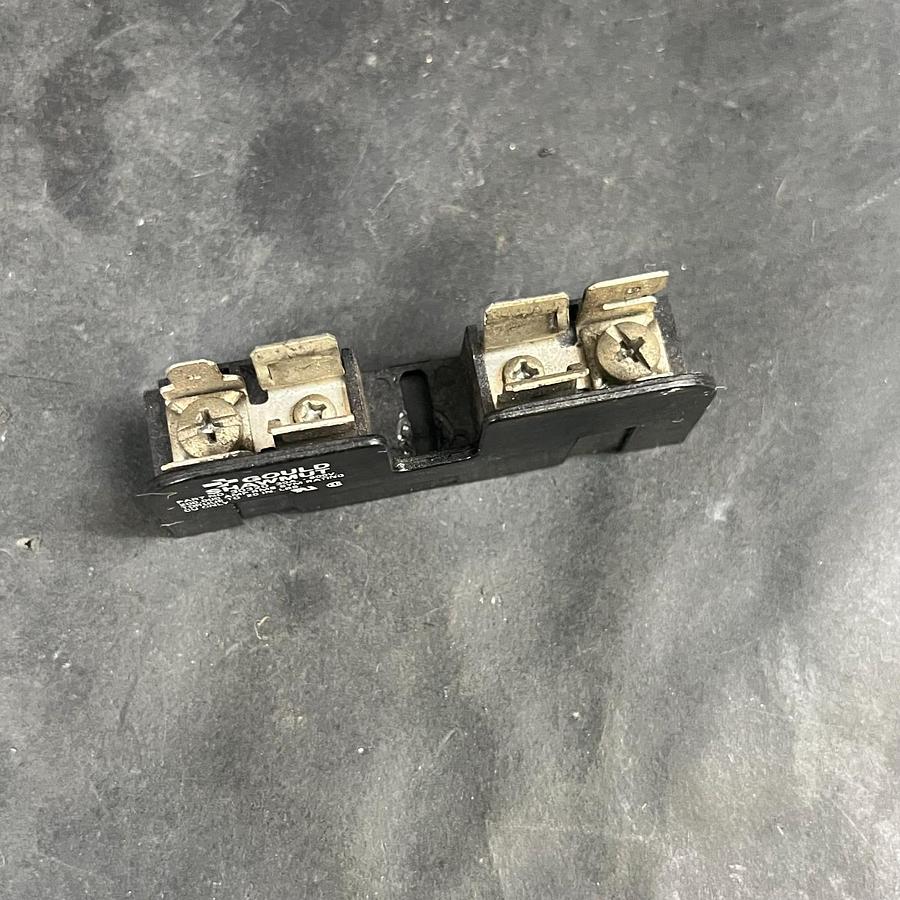 Used GOULD SHAWMUT 30320 FUSE HOLDER ($8 OBO)
