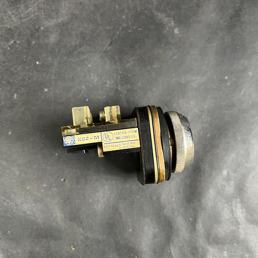 Used TELEMECANIQUE XB2-M RED PUSHBUTTON ($13 OBO)