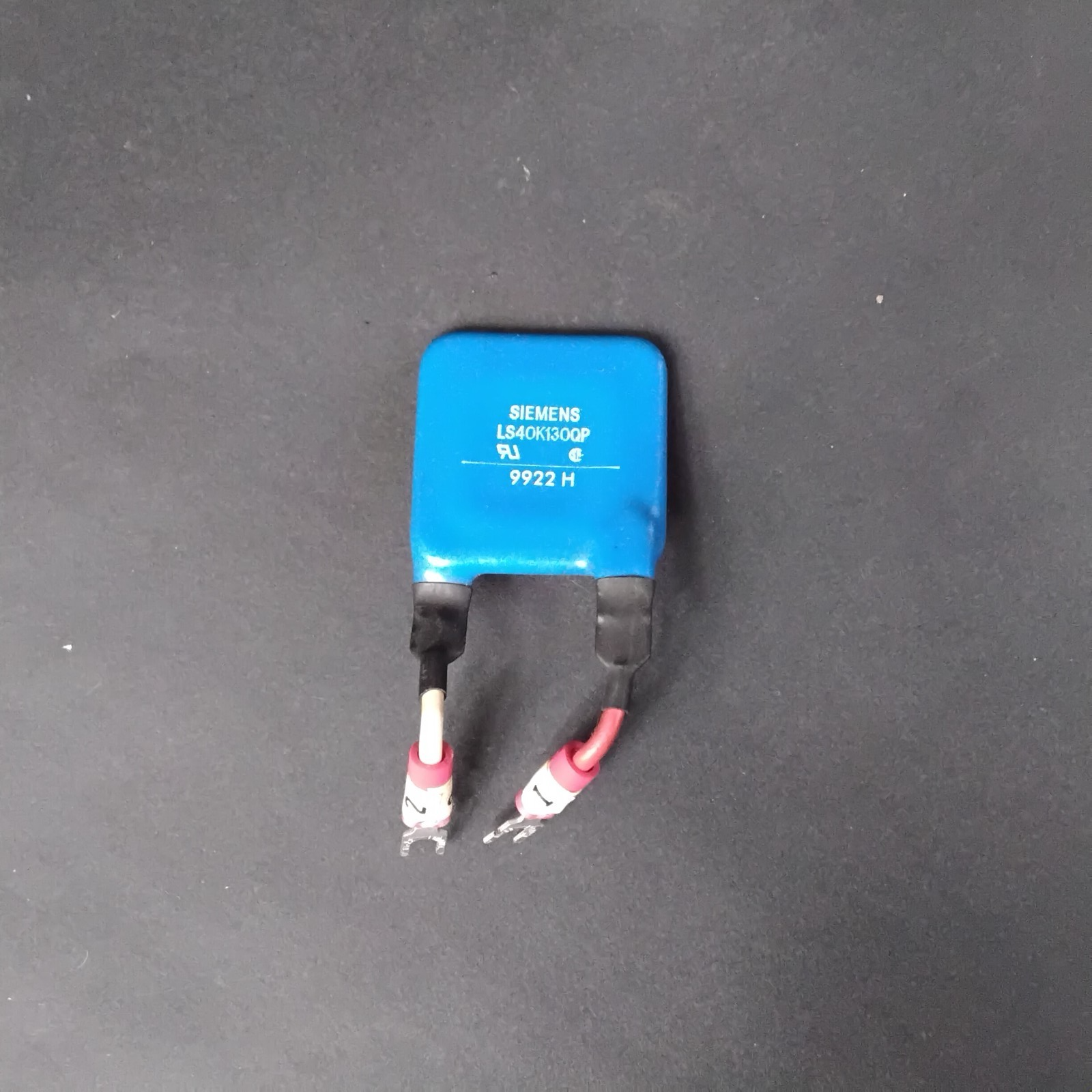 Used SIEMENS LS40K130QP METAL OXIDE VARISTOR ($6 OBO)