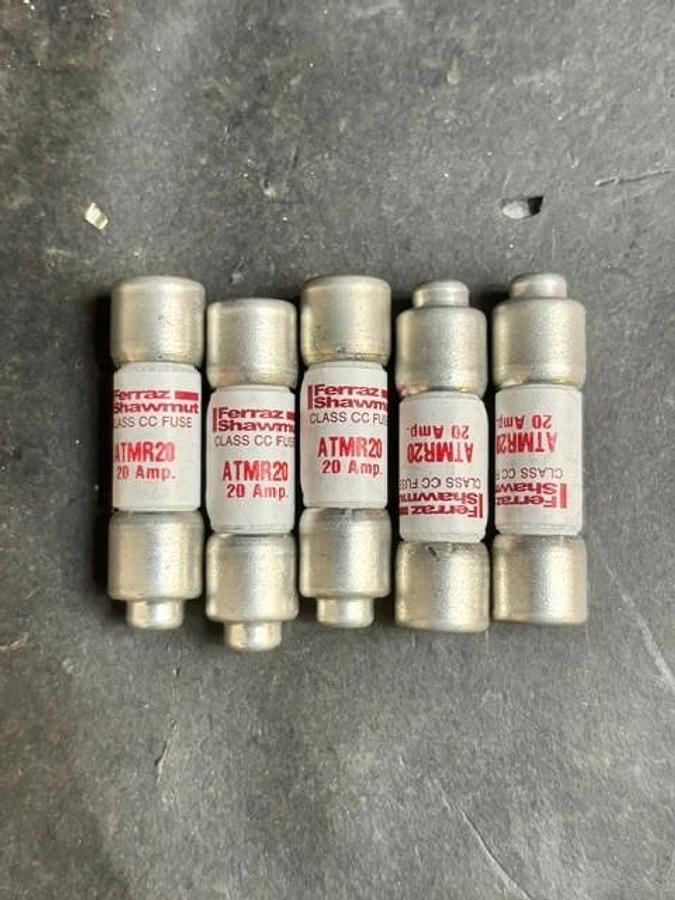 Used FERRAZ SHAWMUT ATMR20 FUSES - GROUP OF 5