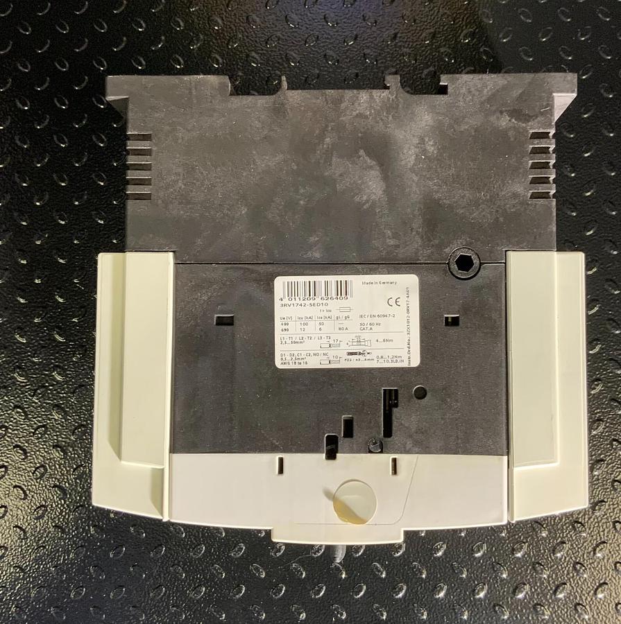 Used SIEMENS 3RV1742-5ED10 INDUSTRIAL CIRCUIT BREAKER ($15 OBO)