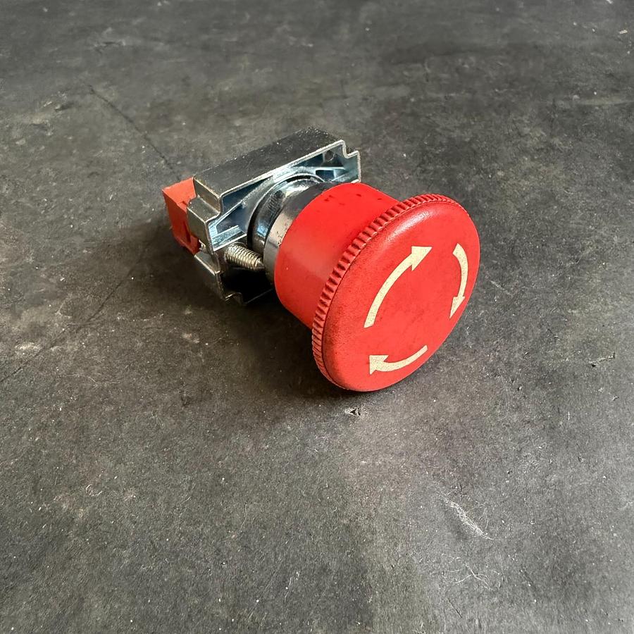 Used MCG MB2-BE-102 RED PUSHBUTTON ($15 OBO)